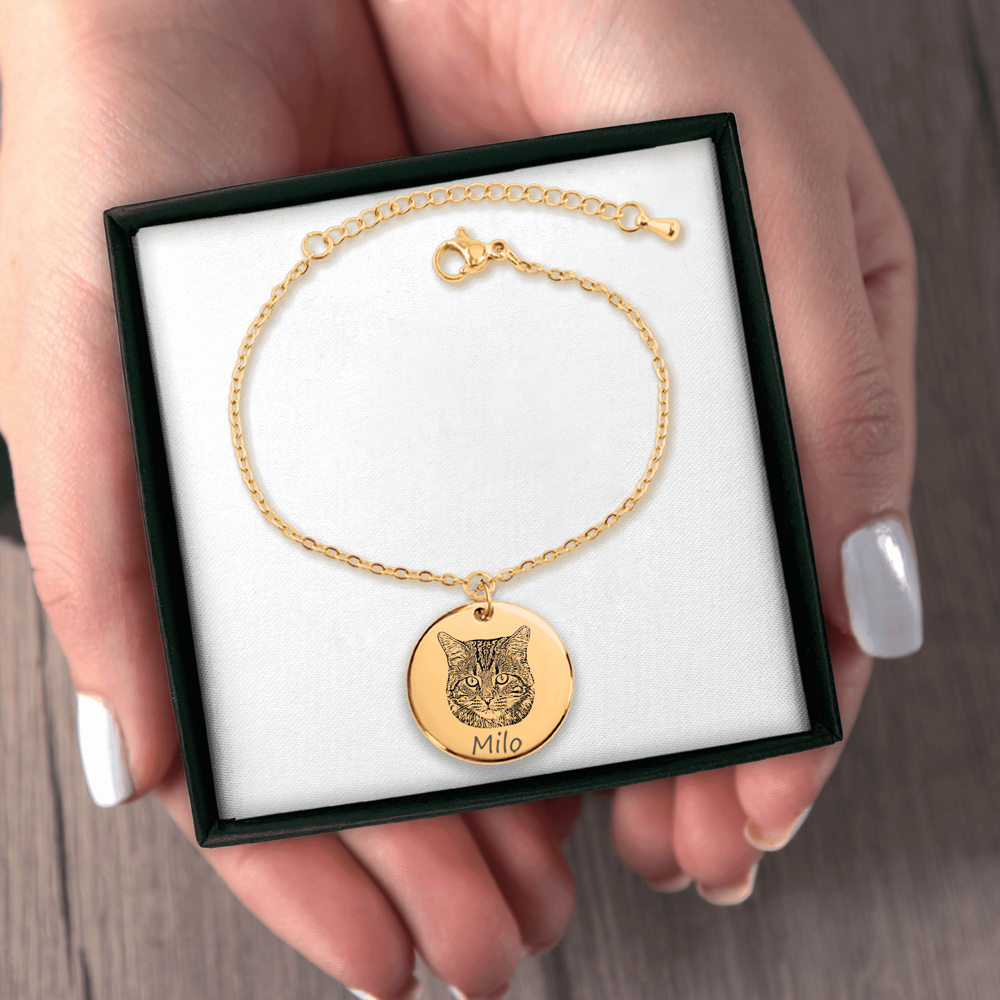 Cat Portrait Bracelet — personalized pet keepsake, detail view 5