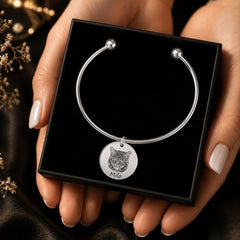 Custom Cat Portrait Bangle personalized pet keepsake detail view 17