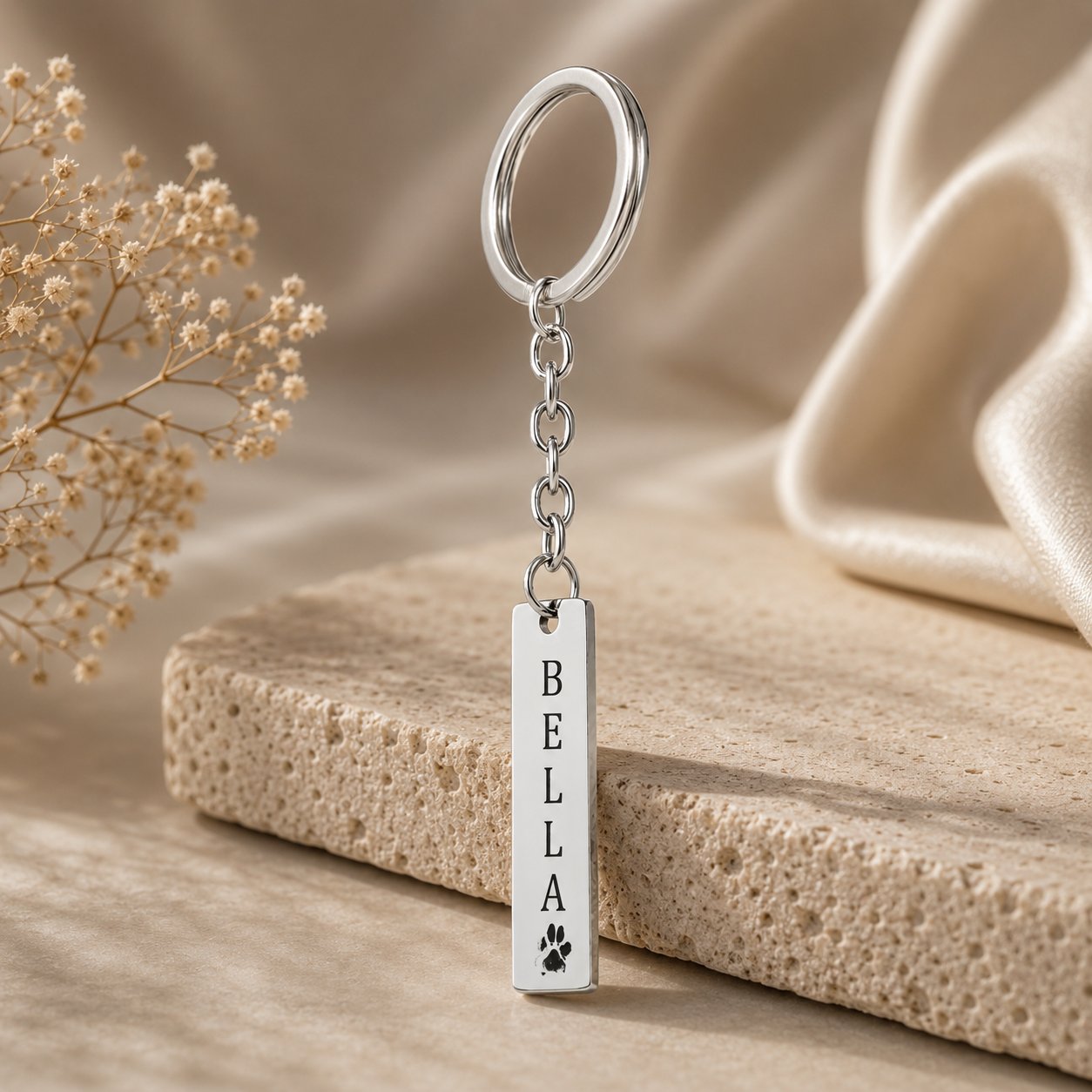 Pet Name Keychain custom pet accessory detail view 11