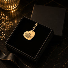 Pet Portrait Heart Keychain custom pet accessory detail view 9